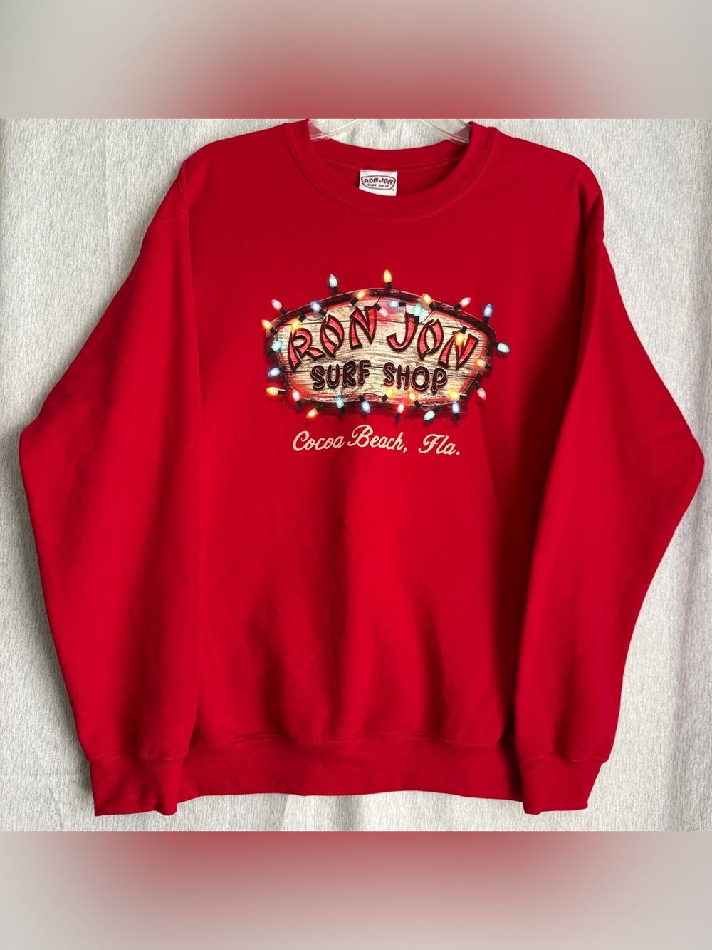 Ron Jon Surf Shop Unisex Crewneck Red Sweatshirt Size Medium Christmas Lights